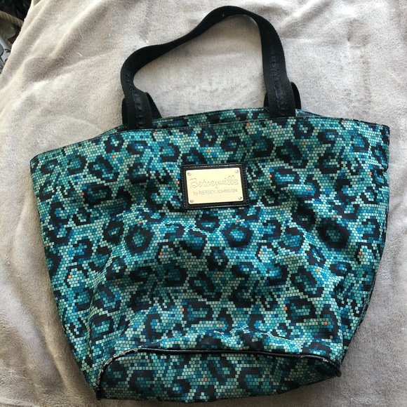 Betsey Johnson Tote - Picture 1 of 3
